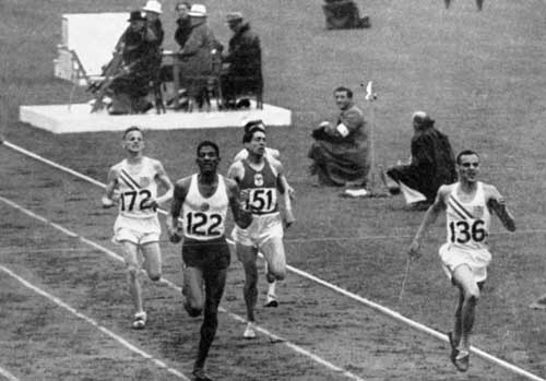 Herb Barten in 800-meter run