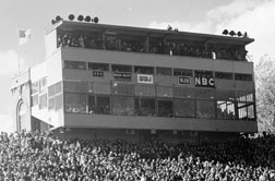 Press Box, 194