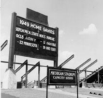 1949 stadium 
expansion, scoreboard